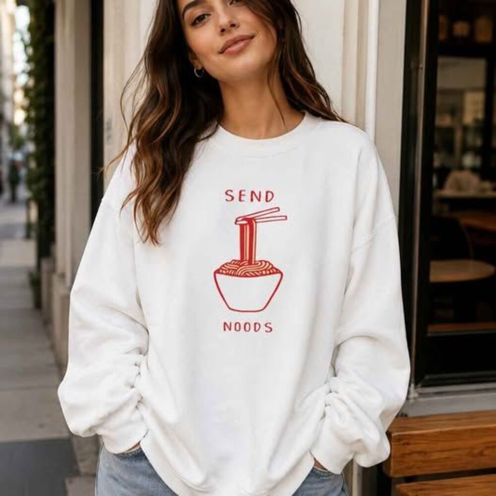 Posh Pomegranate Send Noods White Pullover Sweatshirt Size L New